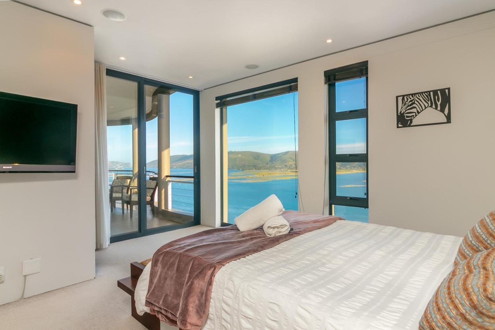 Dazzling View, - Stunning With Roof Deck & 360° Views Villa Knysna